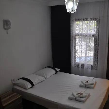 B&B New St. Nicholas Garden Oludeniz