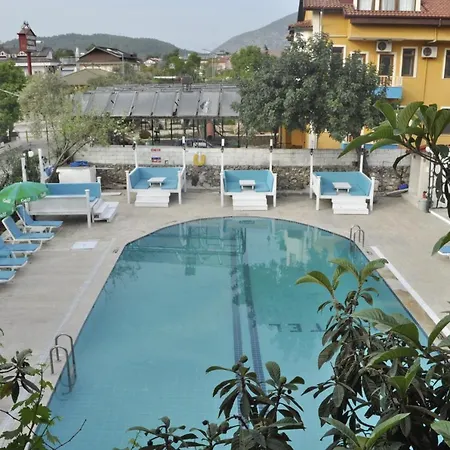 New St. Nicholas Garden *