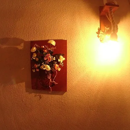 New St. Nicholas Garden B&B *