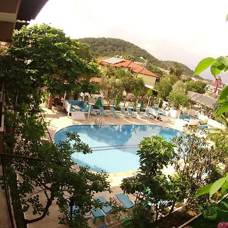 B&B New St. Nicholas Garden