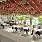 New St. Nicholas Garden ベッド・アンド・ブレックファスト