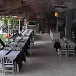 New St. Nicholas Garden