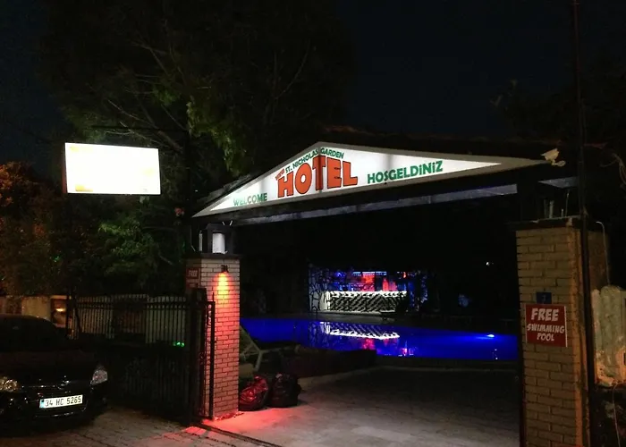 Bed & Breakfast New St. Nicholas Garden *