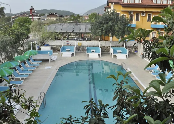 New St. Nicholas Garden *